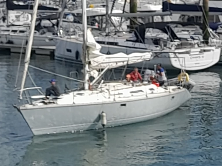 Yacht hire Arzon cheap Sun Legend 41