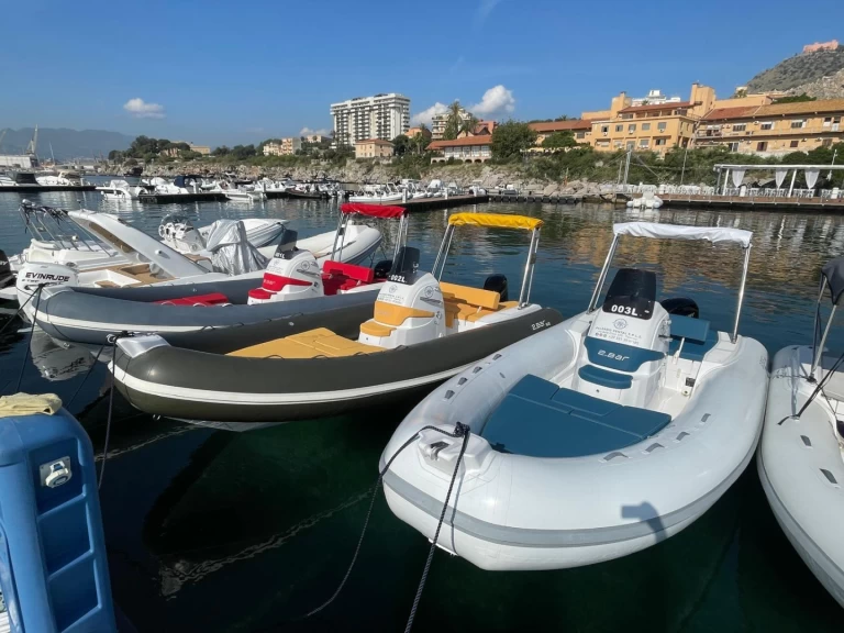 Charter a 2 BAR 62 in Palermo on Samboat