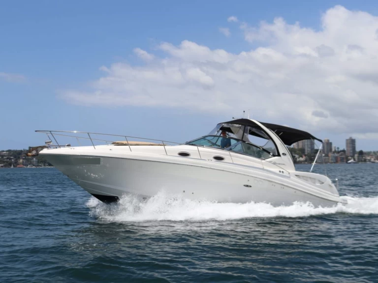 Yacht hire Beaulieu-sur-Mer cheap Bavaria 37 Sport