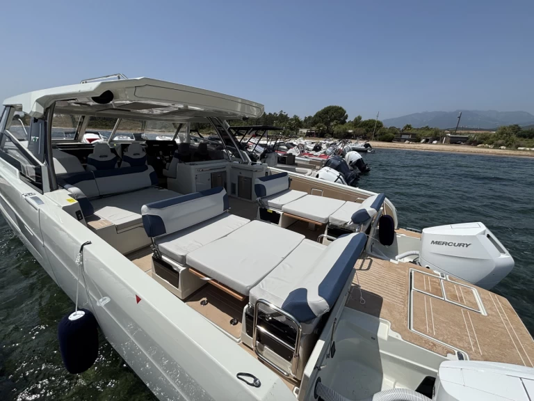 Yacht hire Porto-Vecchio cheap 41