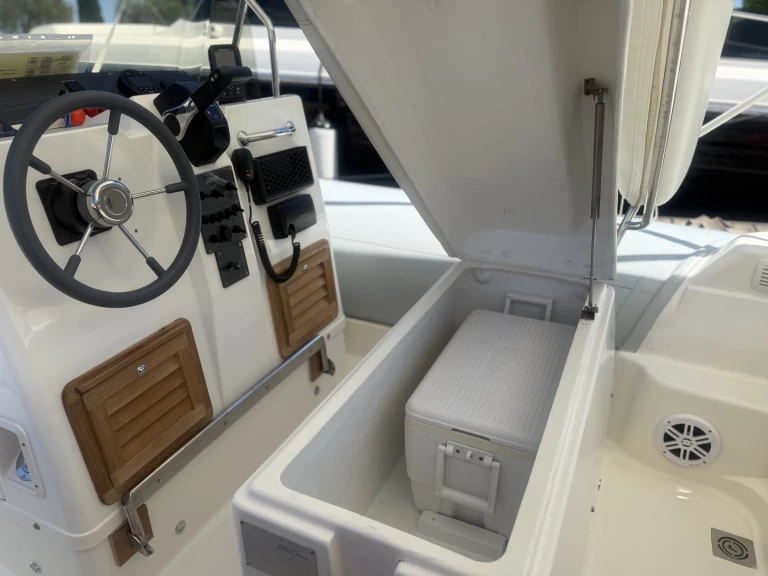 Hire RIB with or without skipper Joker Boat Porto Badino