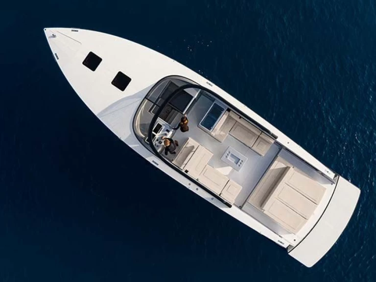 Motorboat hire in Monaco-Ville - VanDutch VanDutch 48 