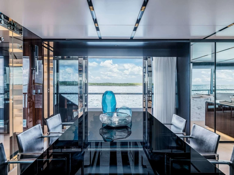 Hire a Riva TASTY WAVES French Riviera