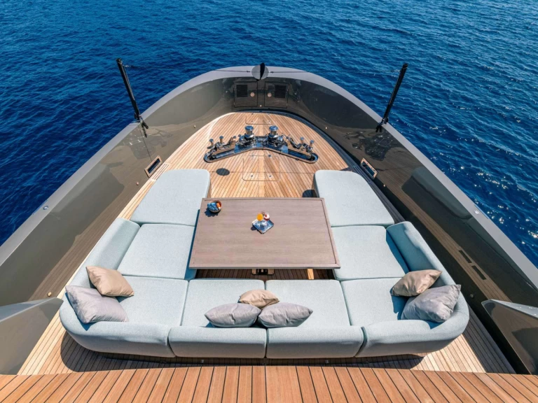Hire a WALLY YACHTS KOKONUT'S WALLY Antibes