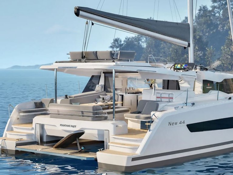 Charter a Fountaine Pajot Fountaine Pajot New 44 Quatuor ELECTRIC - 4 + 1 cab. in Seget Donji on Samboat