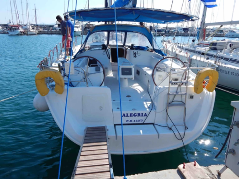 Hire a Bénéteau Cyclades 50.5 Piraeus