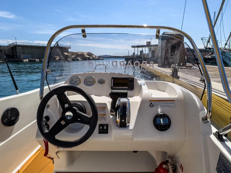 Motorboat to hire Águilas at the best price
