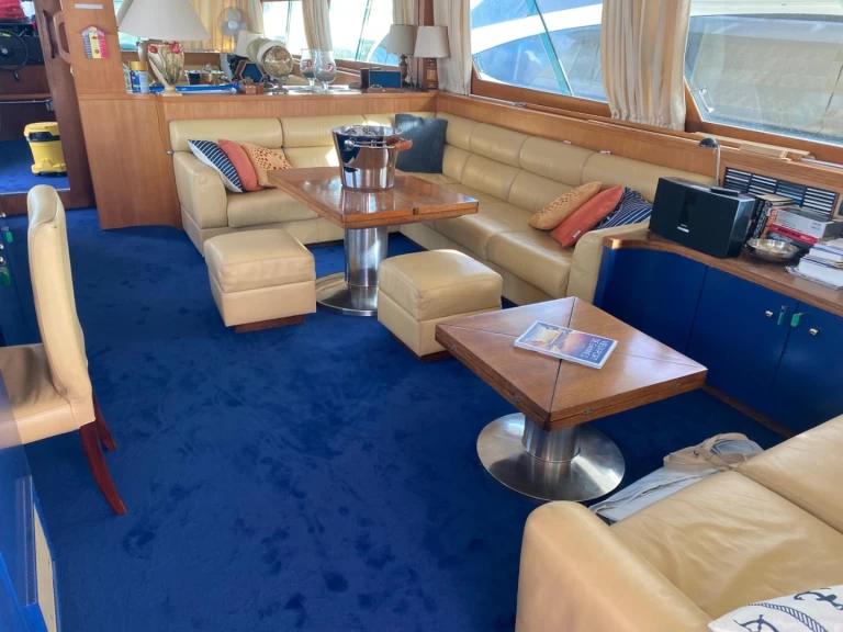 Yacht charter Vieux Port de Cannes - Cantieri Di Pisa Pegasus on SamBoat