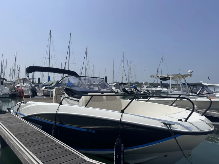 Hire Motorboat with or without skipper Quicksilver La Rochelle