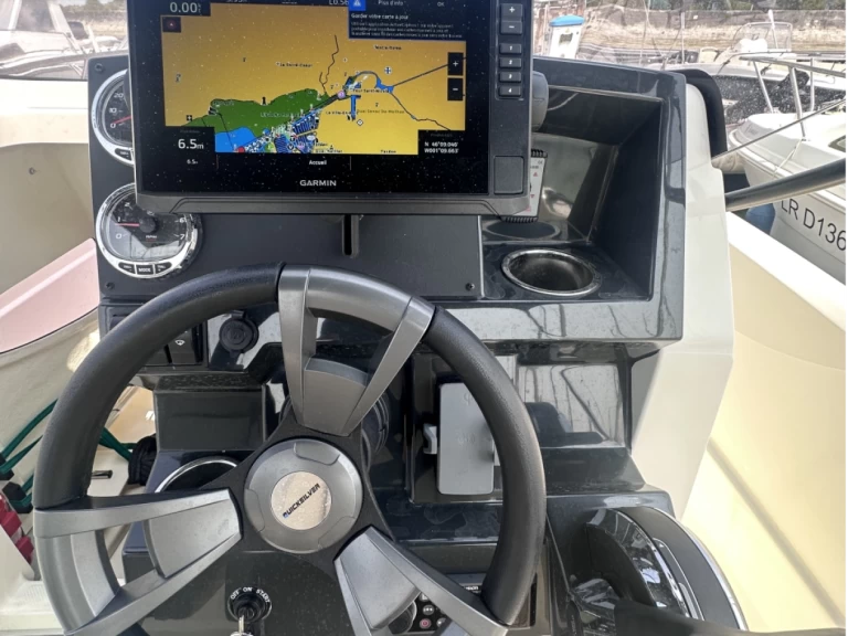 Quicksilver 705 Open charter bareboat or skippered in  La Rochelle