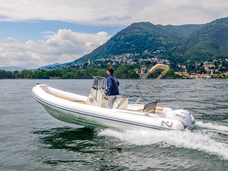 Yacht charter Como (City) - Marino Gabry 550 on SamBoat