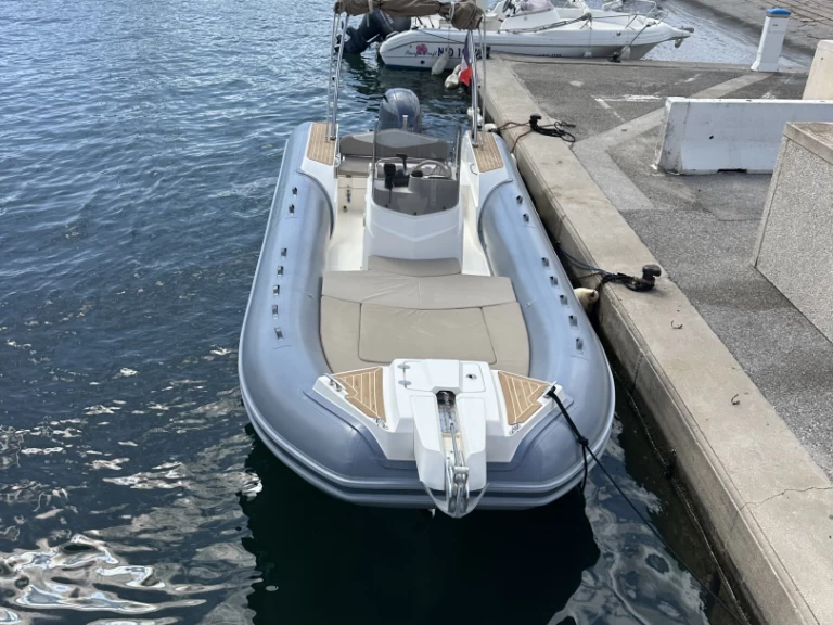 RIB hire in Port de Hyères (St Pierre) - Capelli Capelli 700 Sun