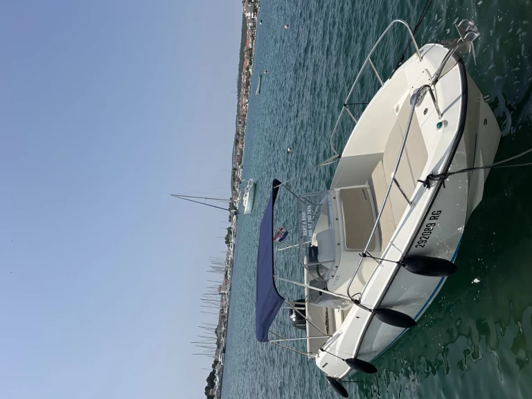Motorboat to hire Rogoznica at the best price