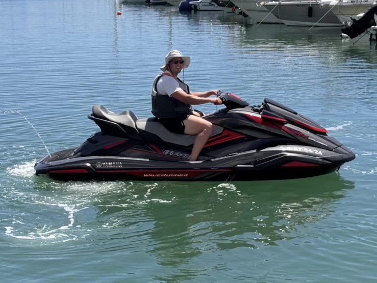 Hire Jet ski with or without skipper Yamaha Puerto Banús