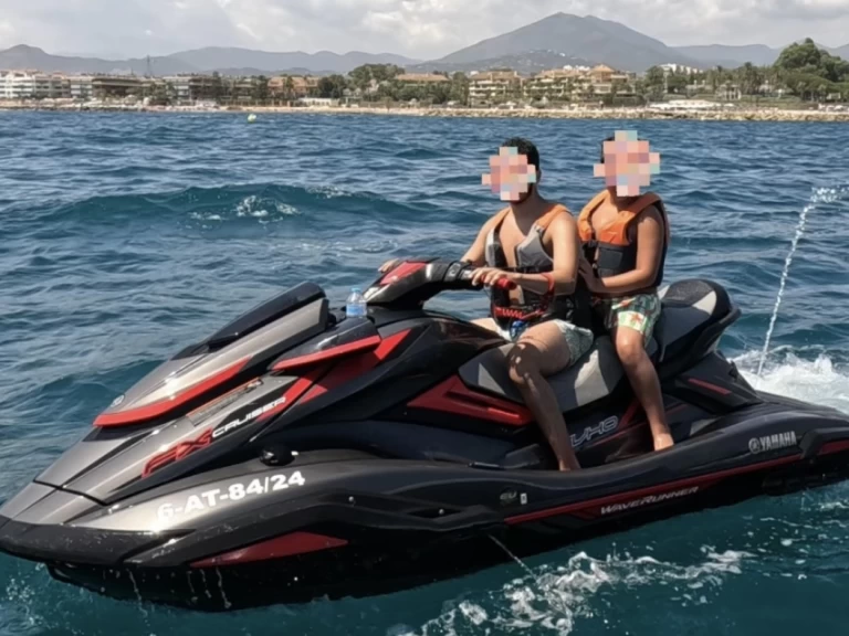 Jet ski hire in Puerto Banús - Yamaha fx svho turvo