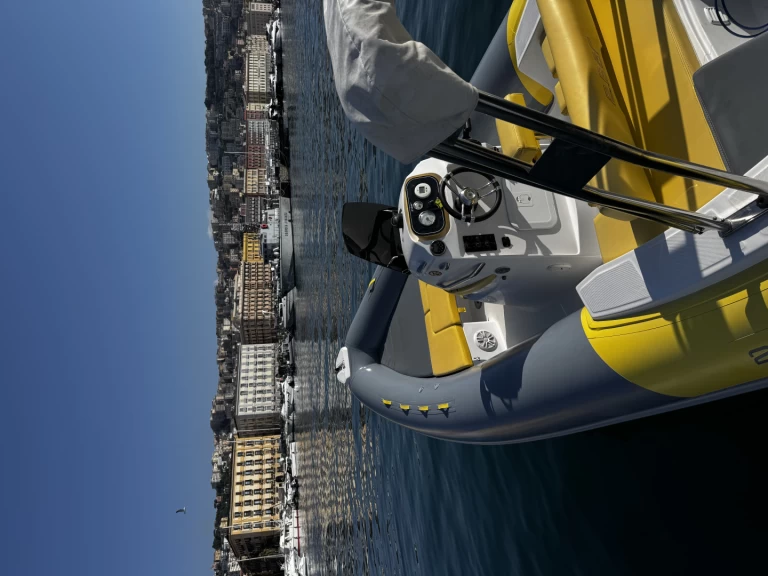 Yacht charter Naples - 2bar 620 on SamBoat