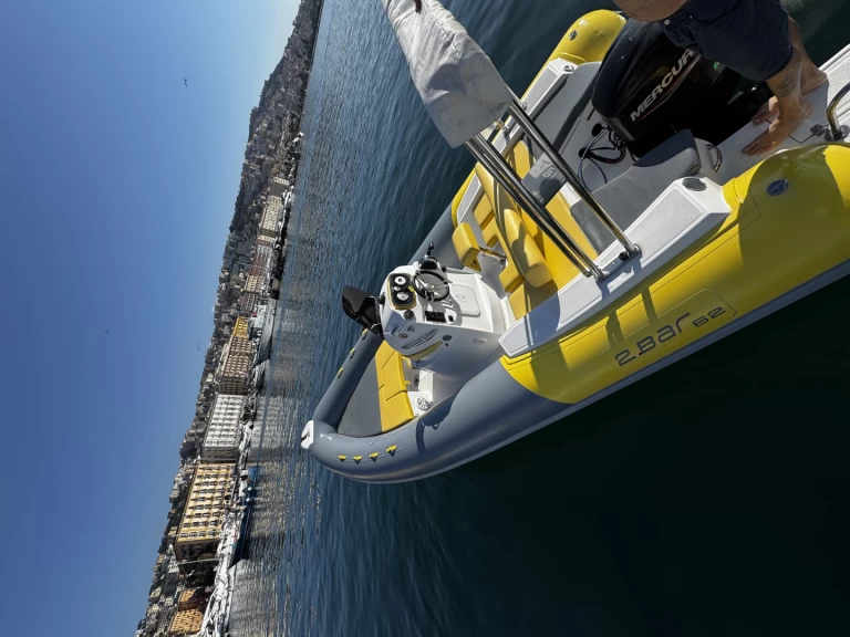 Yacht hire Naples cheap 620