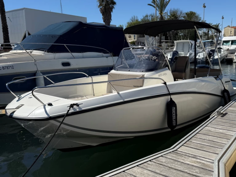Motorboat hire in Saint-Cyprien - Quicksilver Activ 605 Open