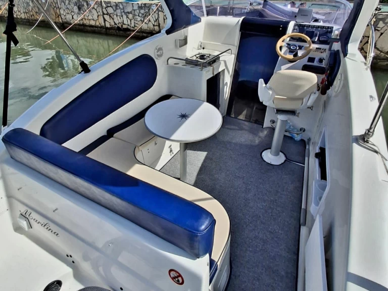 Motorboat hire in La Spezia - Orizzonti Syros 190