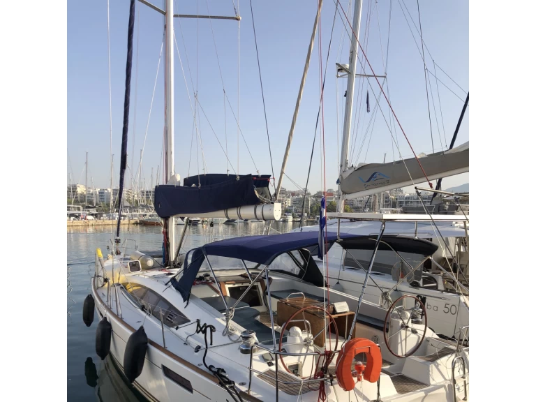 Hire a Jeanneau Jeanneau 53 Alimos