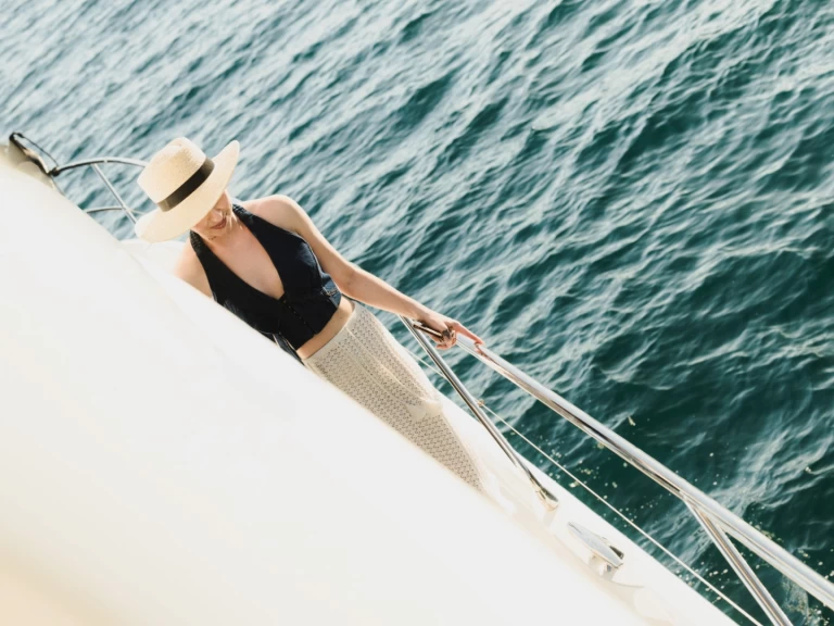 Luxury Yacht to hire Podstrana at the best price