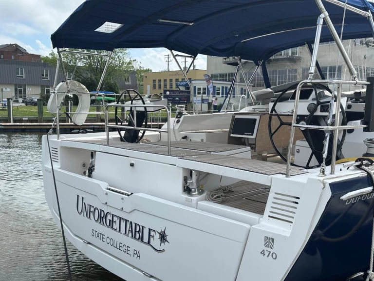 Charter a Dufour Dufour 470 in Annapolis on Samboat