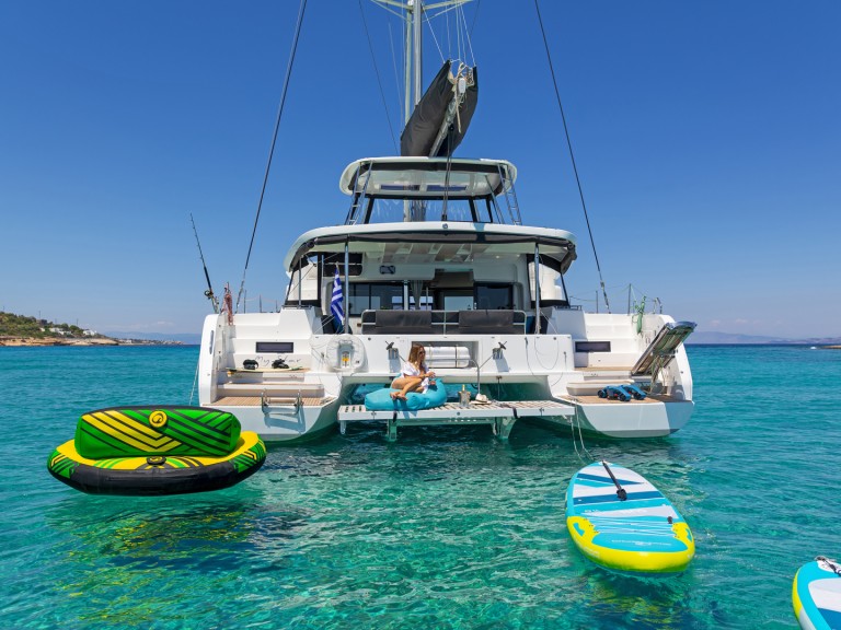 Catamaran hire in Alimos - Lagoon Lagoon 46