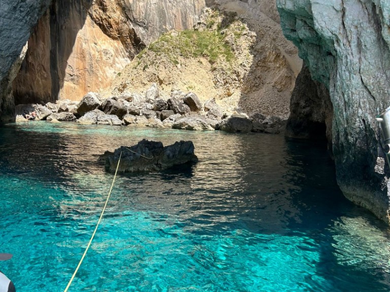 Bali Bali 4.4 charter bareboat or skippered in  Lefkáda