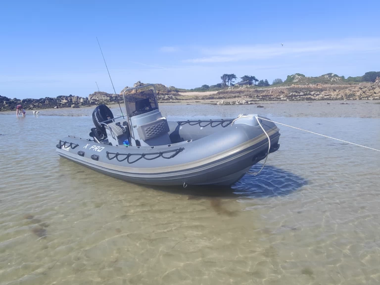 Hire RIB 3D Tender with a boat licence