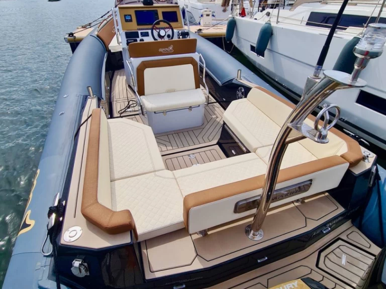 Yacht hire Saint-Florent cheap Mito 29