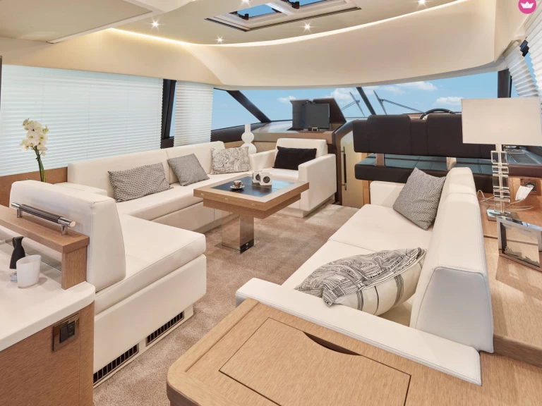 Luxury Yacht to hire Nettuno at the best price