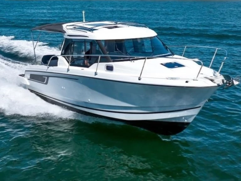 Motorboat to hire Lège-Cap-Ferret at the best price