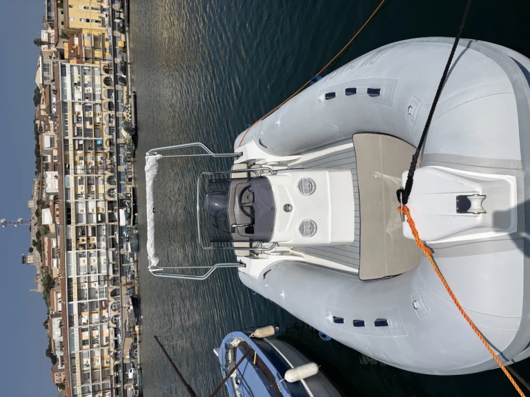 Capelli Tempest 570 charter bareboat or skippered in  Sète