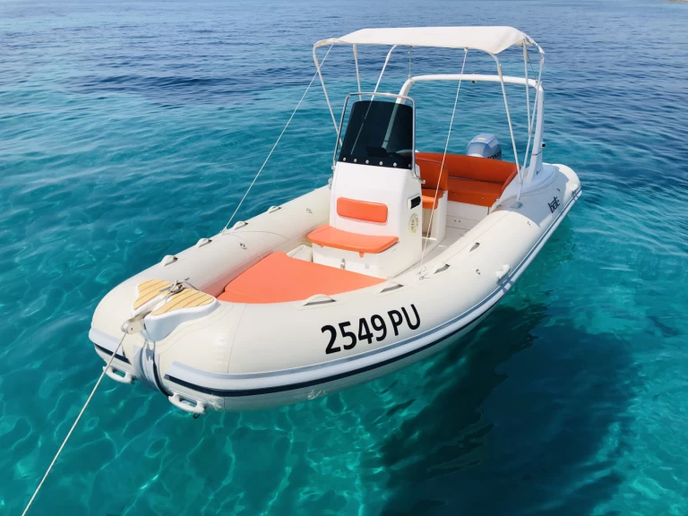 RIB hire in Medulin - Bat 590 Pacific