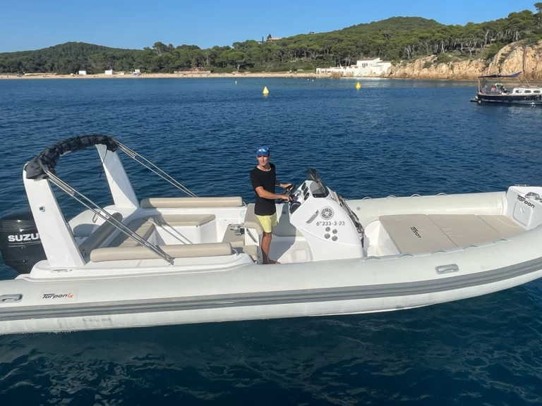 Yacht charter Palamós - Neuvisa TARPON 790 LX on SamBoat