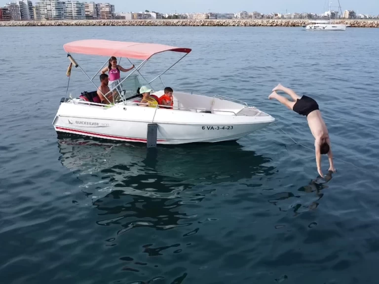 Motorboat to hire Torrevieja at the best price