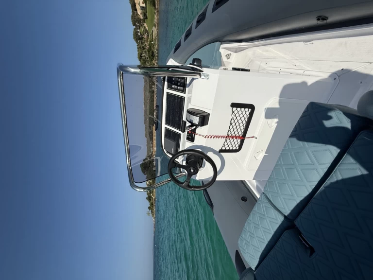 Ranieri Cayman 26 Sport charter bareboat or skippered in  Portisco