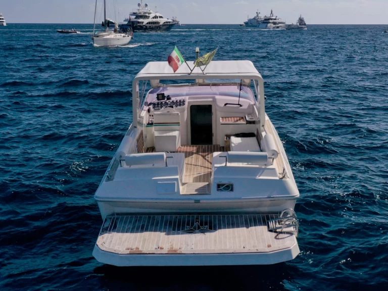 Yacht hire Castellammare di Stabia cheap 42