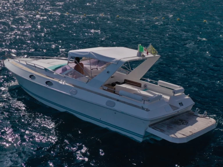 Hire Motorboat with or without skipper PRIMATIST By Bruno Abbate Castellammare di Stabia