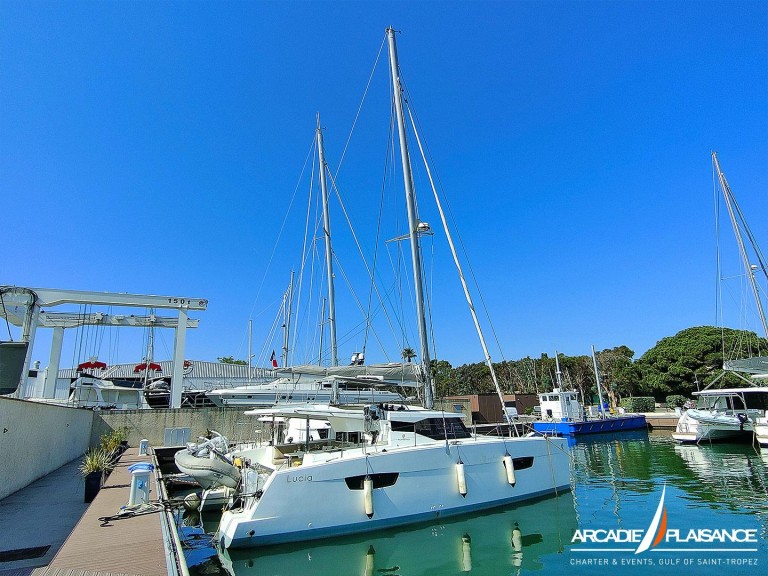 Catamaran to hire Port Grimaud at the best price