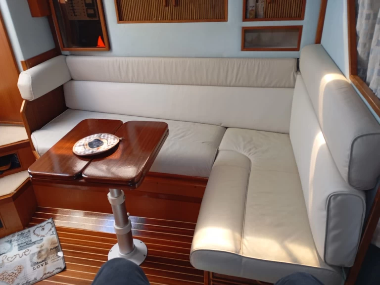 Motorboat to hire Sorrento at the best price