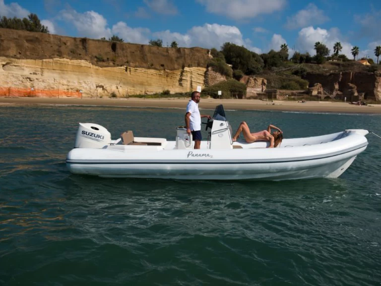 Hire RIB with or without skipper Panama Nettuno