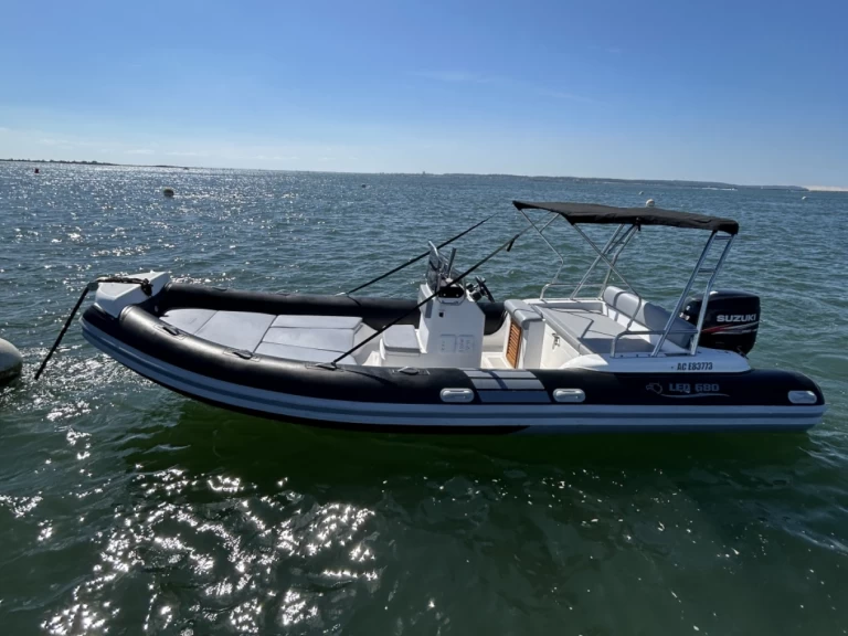 Hire RIB Nautica Led with a boat licence
