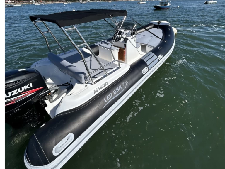 RIB to hire Grand Piquey at the best price