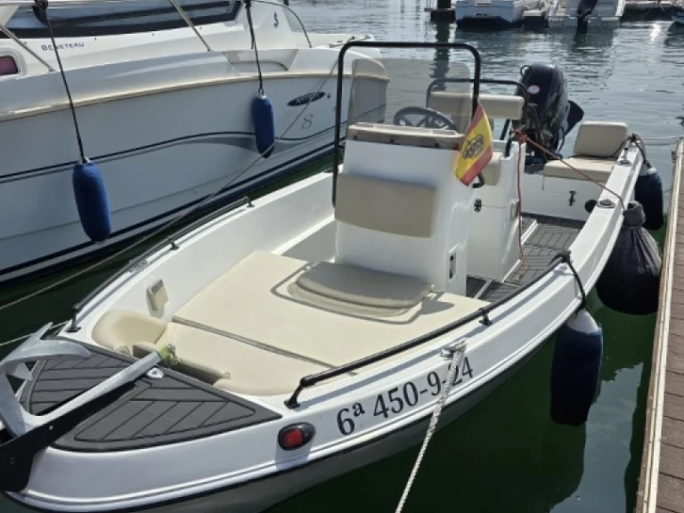 Hire a Santander Boats HD 500 Bay of Santander