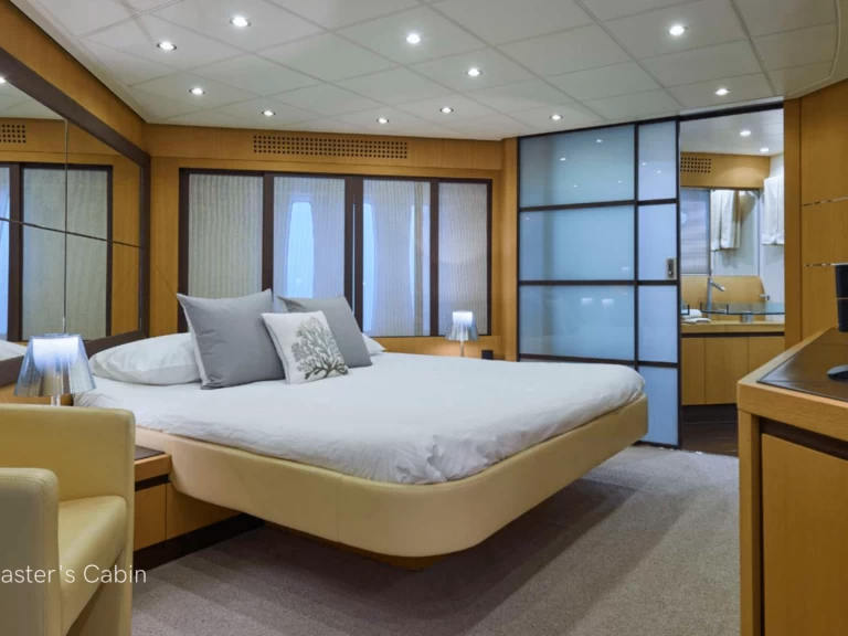 Luxury Yacht to hire Ibiza Town at the best price