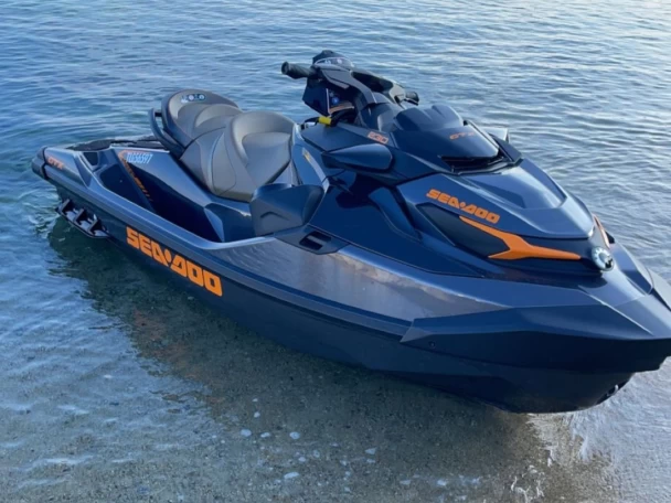Sea-Doo GTX 130 charter bareboat or skippered in  Les Issambres