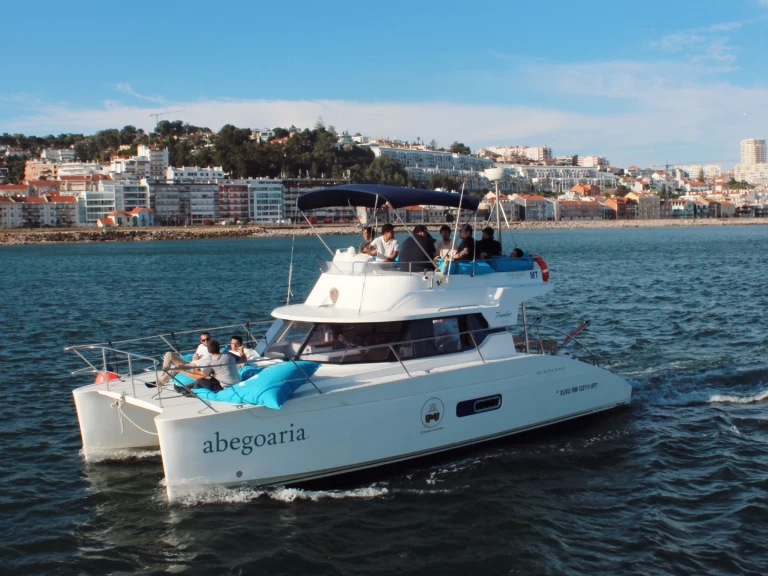 Charter a Fountaine Pajot Highland 35 in Lisbon on Samboat