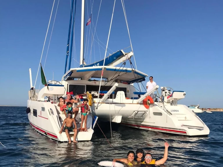 Hire Catamaran Catana with a boat licence