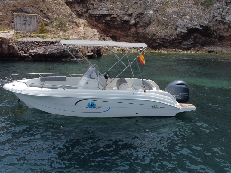 Yacht hire Ibiza Town cheap Pacific Craft 625 Open Trendy